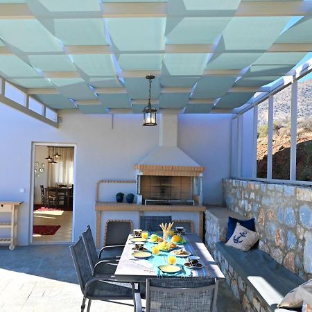 Tranquil Sea View Villa With Private Pool, Just 2Km From The Beach! Agia Galini Extérieur photo